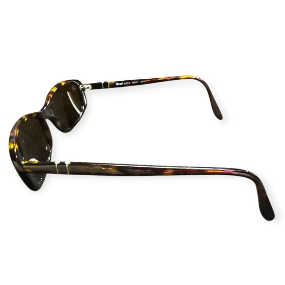 Persol hard find